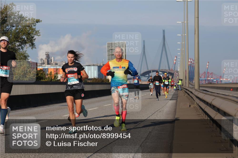 03.10.2025 - Köhlbrandbrückenlauf Luisa Fischer http://msf.ph/oto/8999454 03.10.2025 10:41:06 Position 3 3299, 3008 meine-sportfotos.de