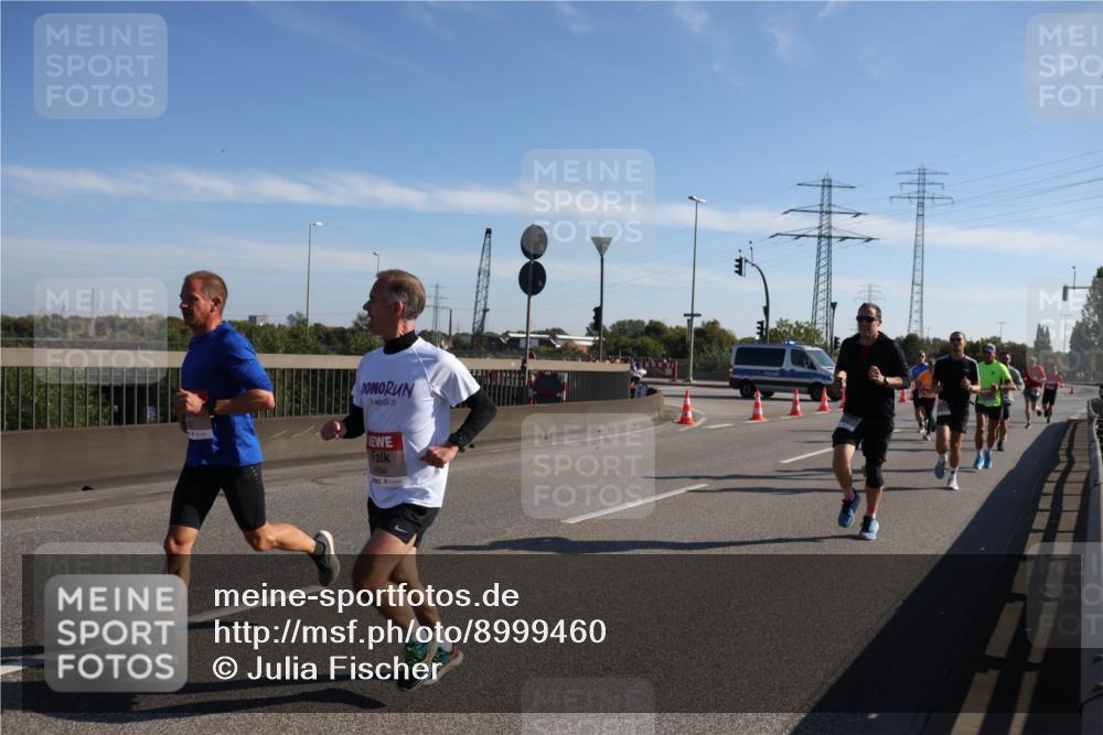 03.10.2025 - Köhlbrandbrückenlauf Julia Fischer http://msf.ph/oto/8999460 03.10.2025 12:12:31 Position 3 5, 2, 4084 meine-sportfotos.de