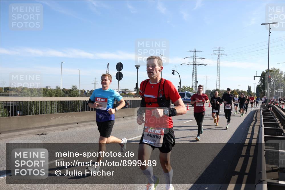 03.10.2025 - Köhlbrandbrückenlauf Julia Fischer http://msf.ph/oto/8999489 03.10.2025 12:12:47 Position 3 4594 meine-sportfotos.de