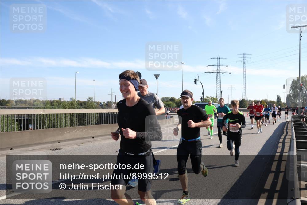03.10.2025 - Köhlbrandbrückenlauf Julia Fischer http://msf.ph/oto/8999512 03.10.2025 12:12:52 Position 3  meine-sportfotos.de
