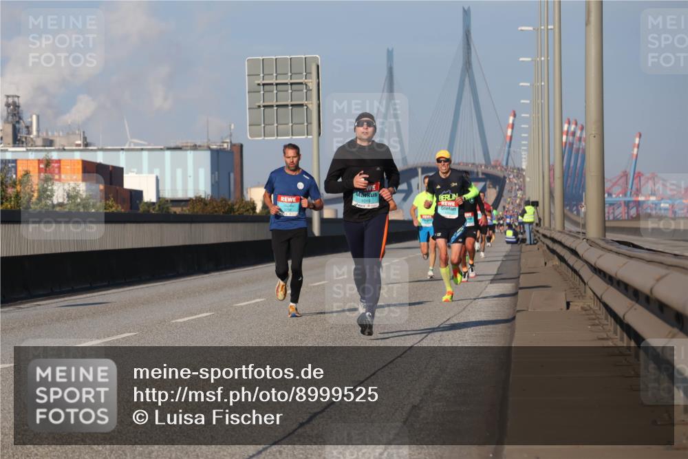 03.10.2025 - Köhlbrandbrückenlauf Luisa Fischer http://msf.ph/oto/8999525 03.10.2025 10:41:12 Position 3 1019 meine-sportfotos.de