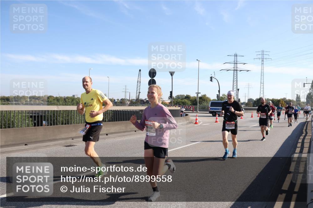 03.10.2025 - Köhlbrandbrückenlauf Julia Fischer http://msf.ph/oto/8999558 03.10.2025 12:12:59 Position 3 4148 meine-sportfotos.de