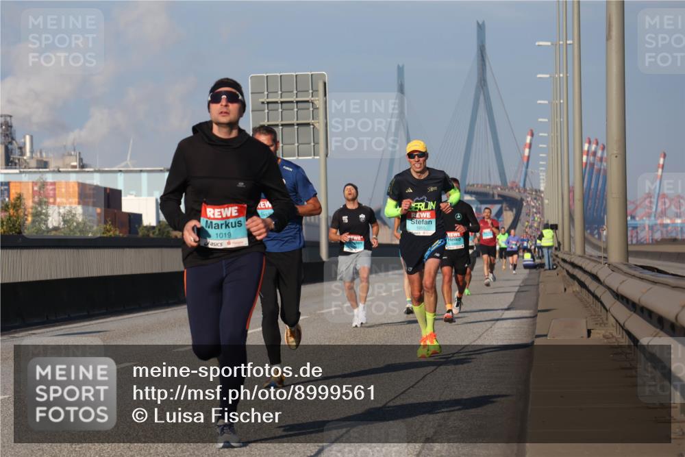 03.10.2025 - Köhlbrandbrückenlauf Luisa Fischer http://msf.ph/oto/8999561 03.10.2025 10:41:14 Position 3 1019, 5, 1055 meine-sportfotos.de