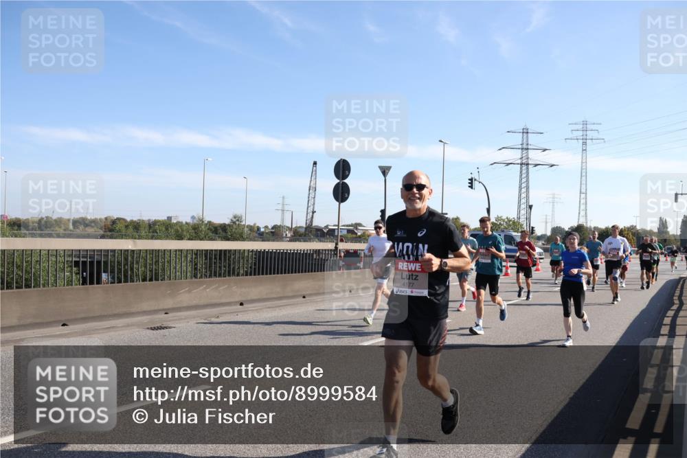 03.10.2025 - Köhlbrandbrückenlauf Julia Fischer http://msf.ph/oto/8999584 03.10.2025 12:13:04 Position 3 4177 meine-sportfotos.de