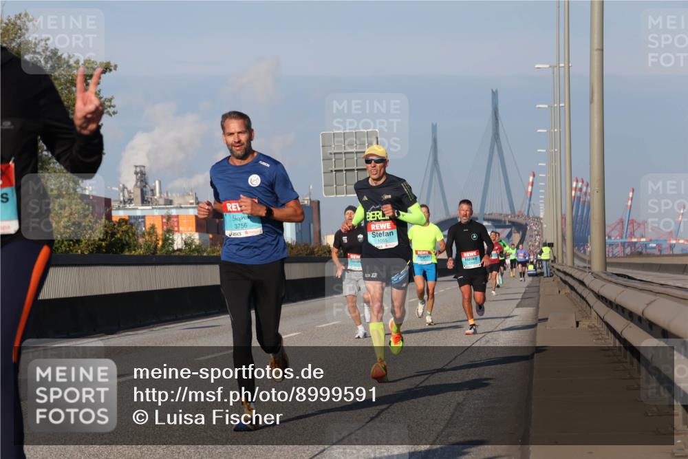 03.10.2025 - Köhlbrandbrückenlauf Luisa Fischer http://msf.ph/oto/8999591 03.10.2025 10:41:16 Position 3 3756, 1055 meine-sportfotos.de