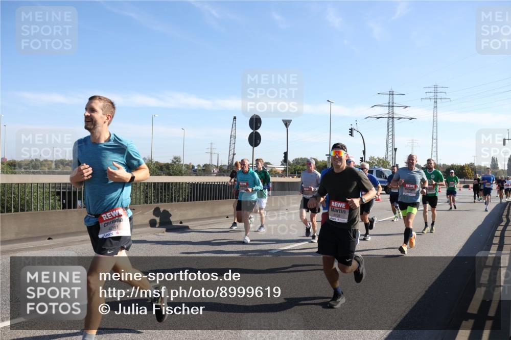 03.10.2025 - Köhlbrandbrückenlauf Julia Fischer http://msf.ph/oto/8999619 03.10.2025 12:13:09 Position 3  meine-sportfotos.de