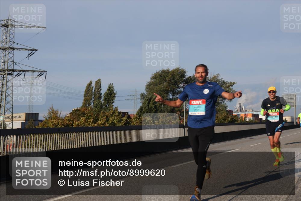 03.10.2025 - Köhlbrandbrückenlauf Luisa Fischer http://msf.ph/oto/8999620 03.10.2025 10:41:18 Position 3 5111, 3756 meine-sportfotos.de