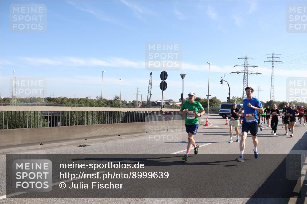 03.10.2025 - Köhlbrandbrückenlauf Julia Fischer http://msf.ph/oto/8999639 03.10.2025 12:13:13 Position 3 1 meine-sportfotos.de
