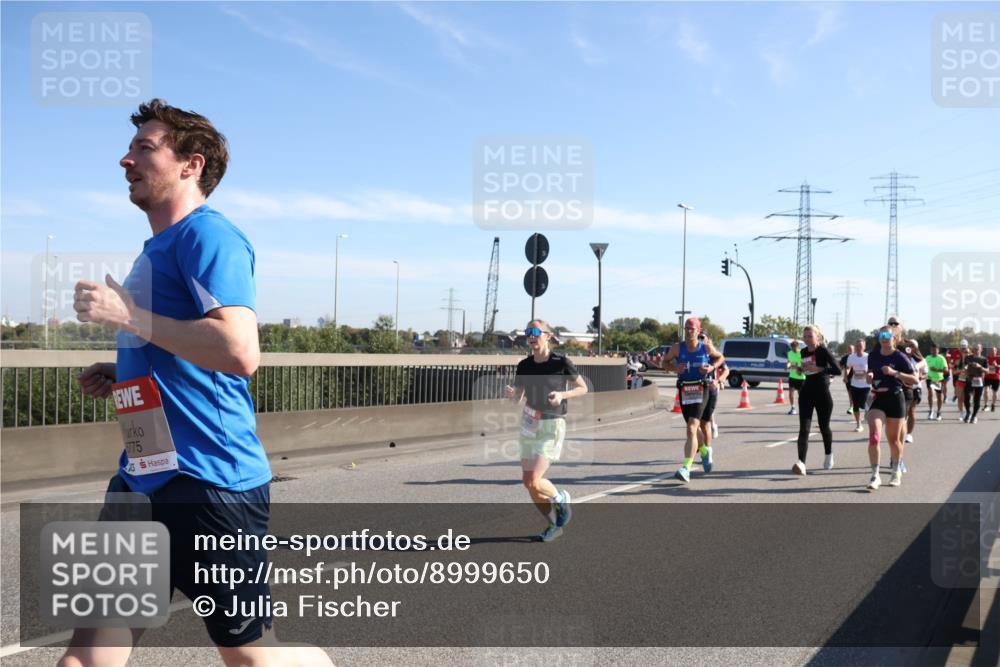 03.10.2025 - Köhlbrandbrückenlauf Julia Fischer http://msf.ph/oto/8999650 03.10.2025 12:13:15 Position 3 6775 meine-sportfotos.de