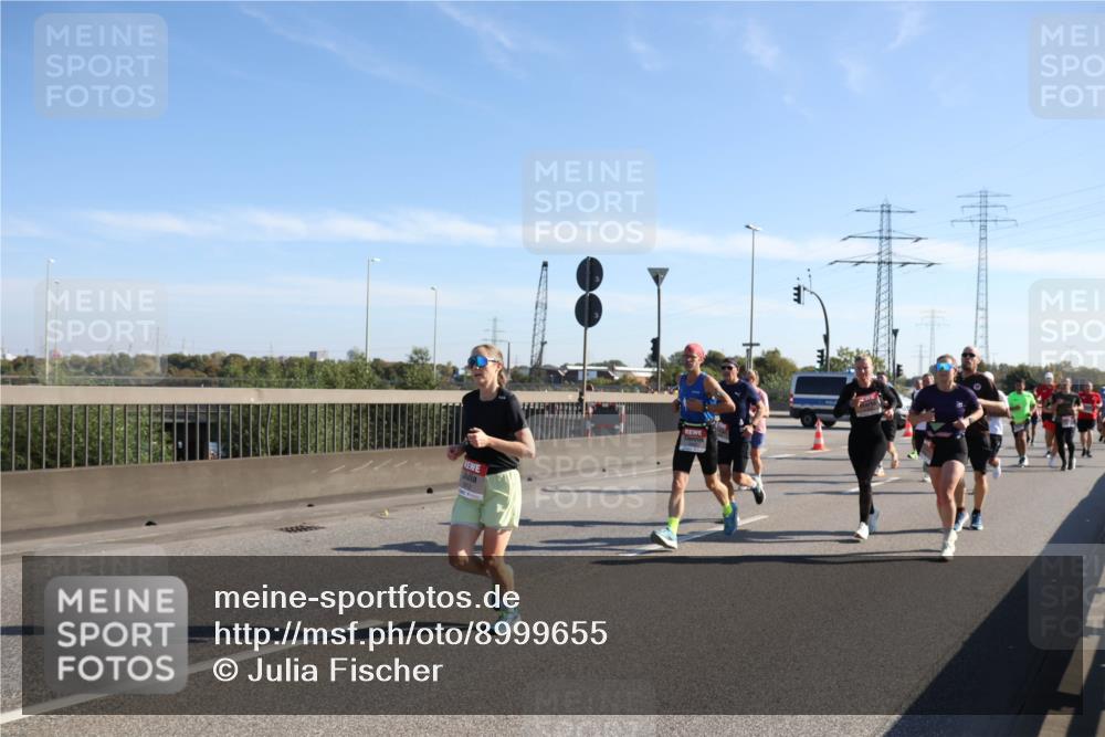 03.10.2025 - Köhlbrandbrückenlauf Julia Fischer http://msf.ph/oto/8999655 03.10.2025 12:13:15 Position 3  meine-sportfotos.de