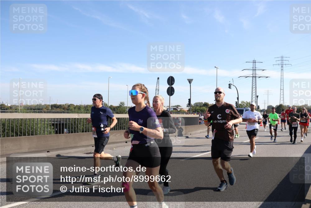 03.10.2025 - Köhlbrandbrückenlauf Julia Fischer http://msf.ph/oto/8999662 03.10.2025 12:13:17 Position 3  meine-sportfotos.de