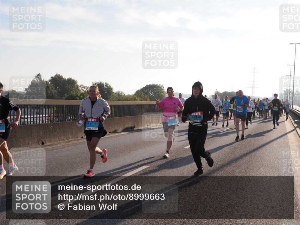 03.10.2025 - Köhlbrandbrückenlauf Fabian Wolf http://msf.ph/oto/8999663 03.10.2025 09:16:51 Position 3 3625 meine-sportfotos.de