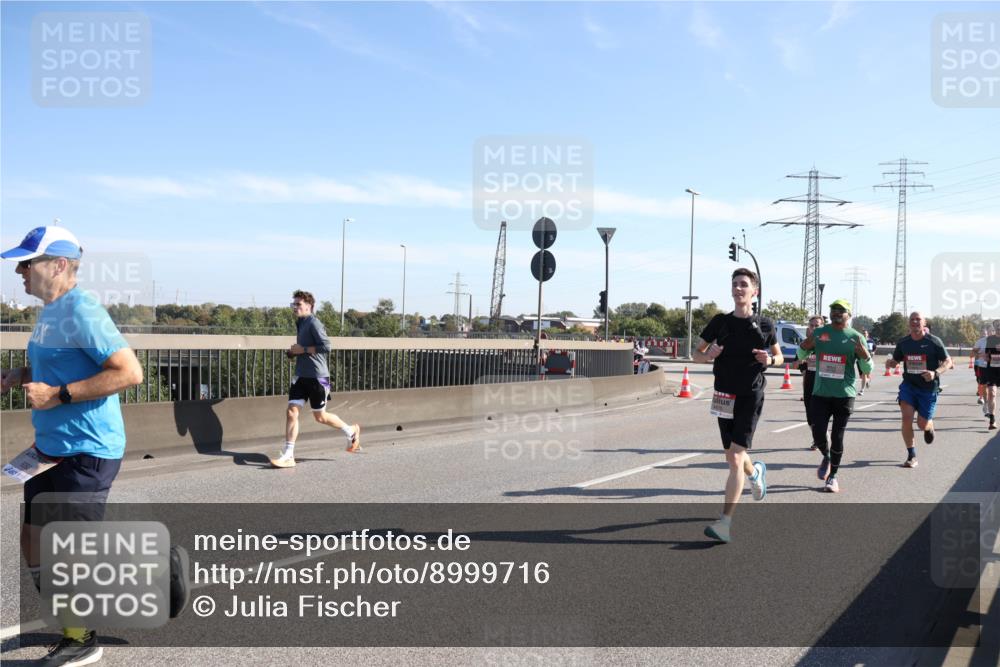 03.10.2025 - Köhlbrandbrückenlauf Julia Fischer http://msf.ph/oto/8999716 03.10.2025 12:13:25 Position 3  meine-sportfotos.de