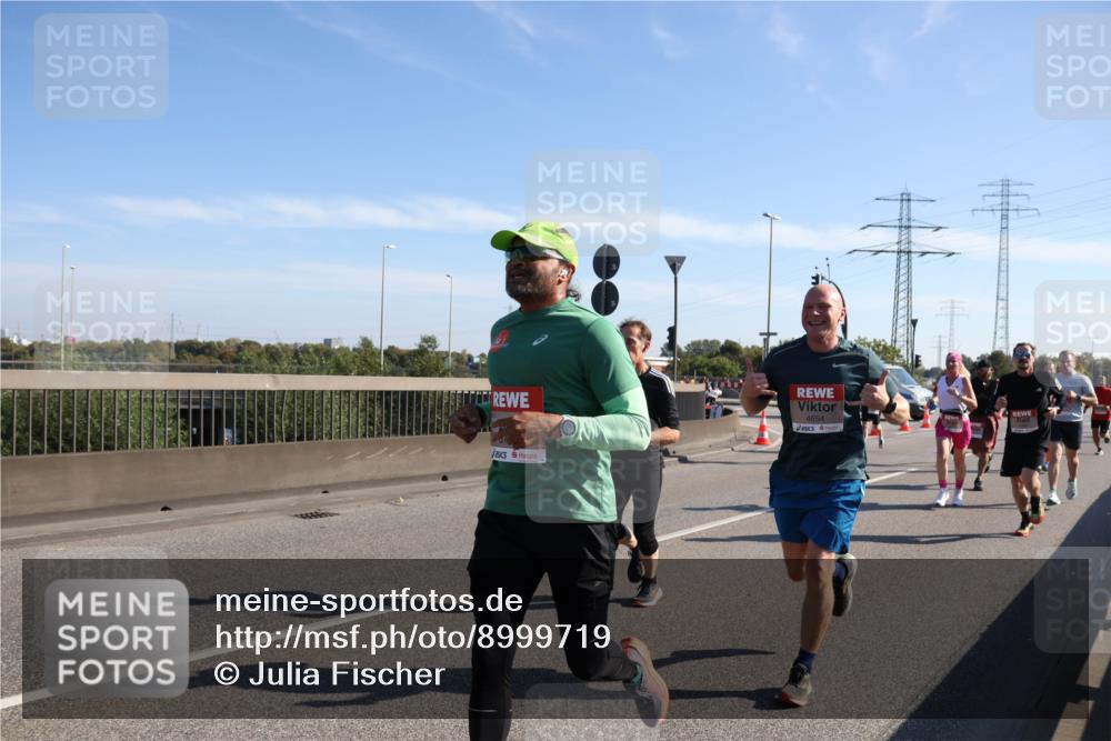 03.10.2025 - Köhlbrandbrückenlauf Julia Fischer http://msf.ph/oto/8999719 03.10.2025 12:13:26 Position 3 4654 meine-sportfotos.de