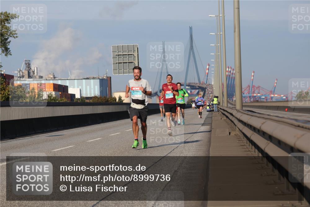 03.10.2025 - Köhlbrandbrückenlauf Luisa Fischer http://msf.ph/oto/8999736 03.10.2025 10:41:24 Position 3 2933 meine-sportfotos.de