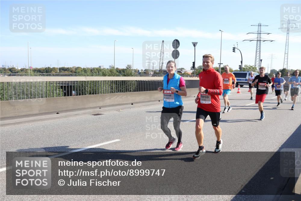 03.10.2025 - Köhlbrandbrückenlauf Julia Fischer http://msf.ph/oto/8999747 03.10.2025 12:13:32 Position 3 6341, 6706 meine-sportfotos.de