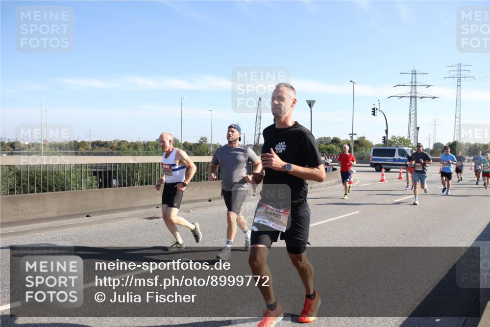 03.10.2025 - Köhlbrandbrückenlauf Julia Fischer http://msf.ph/oto/8999772 03.10.2025 12:13:36 Position 3 4368 meine-sportfotos.de