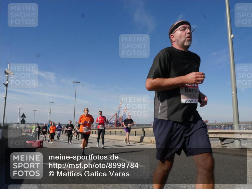 03.10.2025 - Köhlbrandbrückenlauf Matties Gatica Varas http://msf.ph/oto/8999784 03.10.2025 12:52:45 Position 2 6173 meine-sportfotos.de