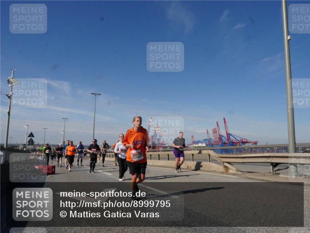 03.10.2025 - Köhlbrandbrückenlauf Matties Gatica Varas http://msf.ph/oto/8999795 03.10.2025 12:52:46 Position 2  meine-sportfotos.de