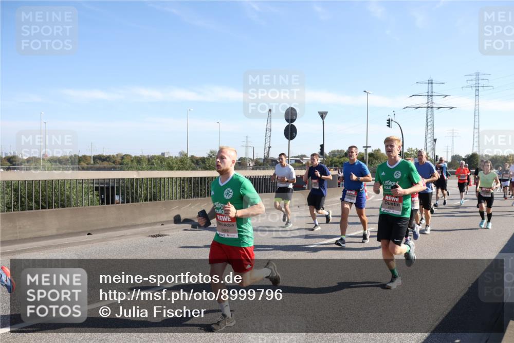 03.10.2025 - Köhlbrandbrückenlauf Julia Fischer http://msf.ph/oto/8999796 03.10.2025 12:13:41 Position 3 6493, 4371 meine-sportfotos.de
