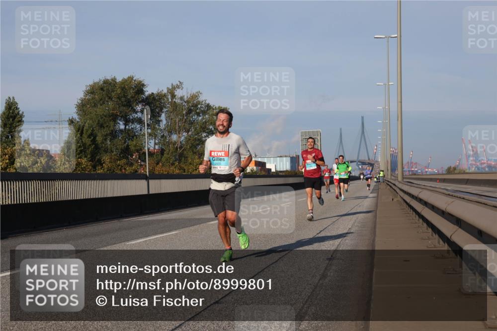 03.10.2025 - Köhlbrandbrückenlauf Luisa Fischer http://msf.ph/oto/8999801 03.10.2025 10:41:28 Position 3 2933 meine-sportfotos.de