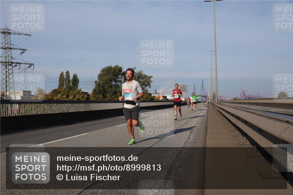 03.10.2025 - Köhlbrandbrückenlauf Luisa Fischer http://msf.ph/oto/8999813 03.10.2025 10:41:29 Position 3  meine-sportfotos.de