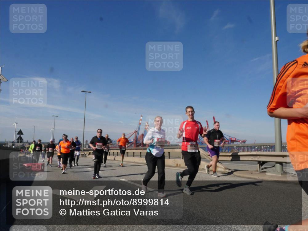 03.10.2025 - Köhlbrandbrückenlauf Matties Gatica Varas http://msf.ph/oto/8999814 03.10.2025 12:52:47 Position 2  meine-sportfotos.de