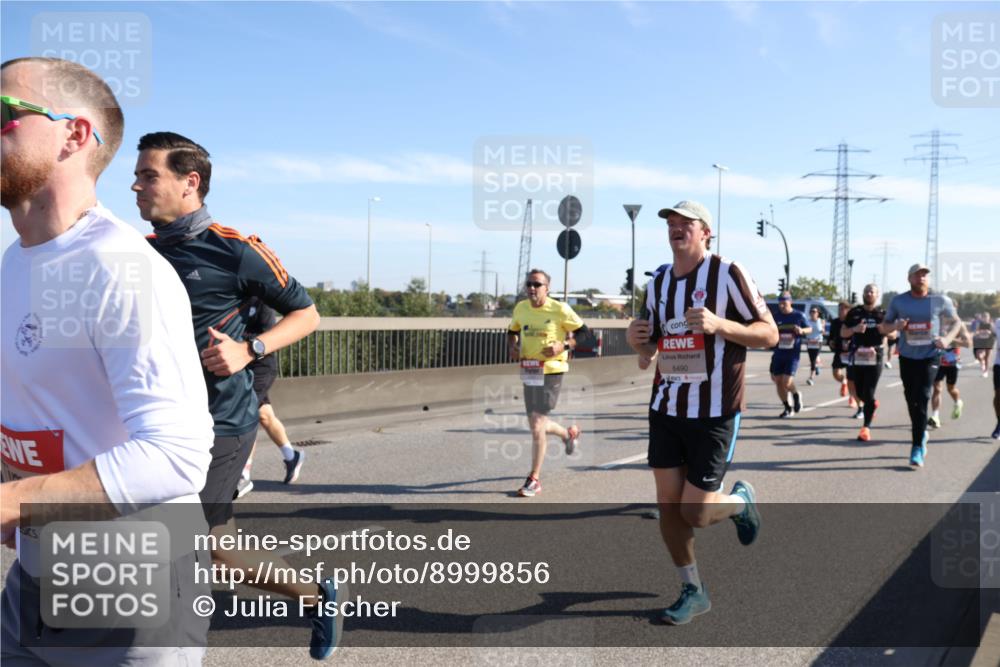 03.10.2025 - Köhlbrandbrückenlauf Julia Fischer http://msf.ph/oto/8999856 03.10.2025 12:13:48 Position 3 6490 meine-sportfotos.de