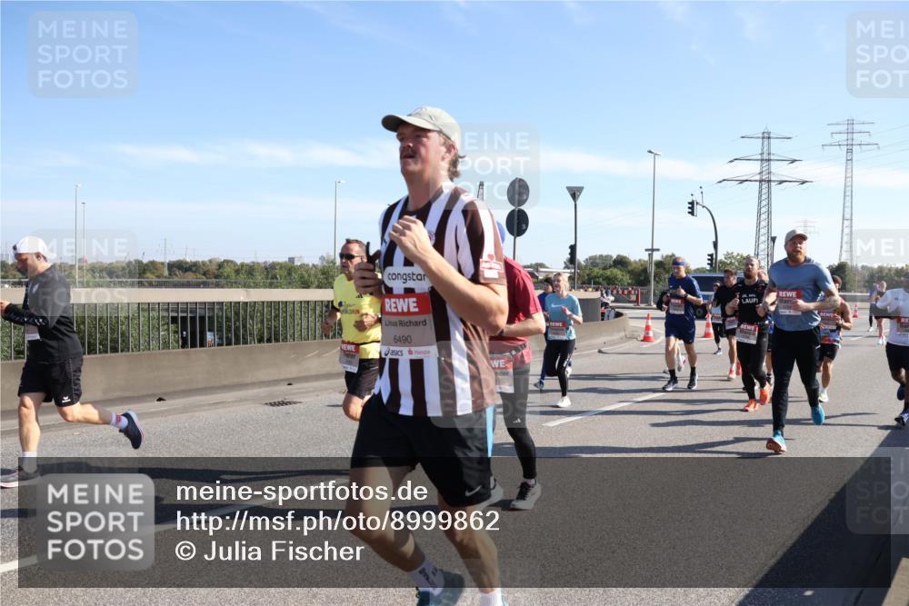 03.10.2025 - Köhlbrandbrückenlauf Julia Fischer http://msf.ph/oto/8999862 03.10.2025 12:13:48 Position 3 6490 meine-sportfotos.de