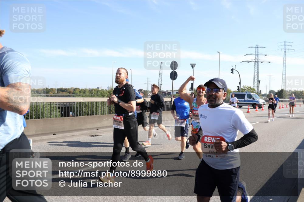 03.10.2025 - Köhlbrandbrückenlauf Julia Fischer http://msf.ph/oto/8999880 03.10.2025 12:13:50 Position 3 5784, 4940, 6091 meine-sportfotos.de
