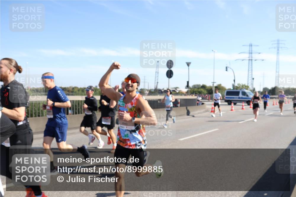 03.10.2025 - Köhlbrandbrückenlauf Julia Fischer http://msf.ph/oto/8999885 03.10.2025 12:13:50 Position 3 4940 meine-sportfotos.de