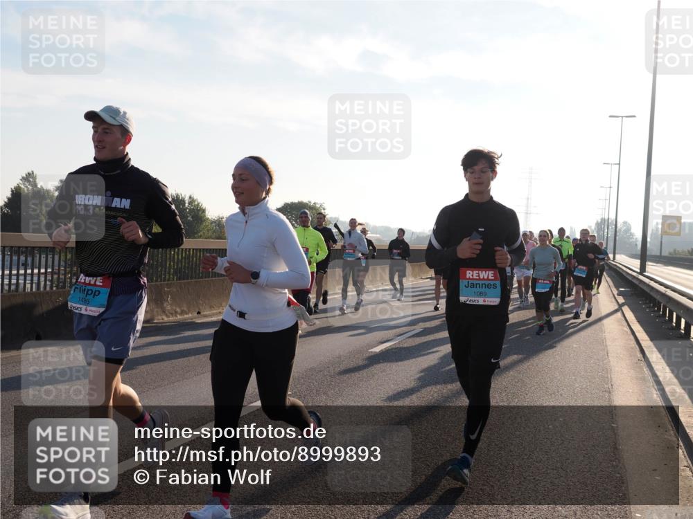 03.10.2025 - Köhlbrandbrückenlauf Fabian Wolf http://msf.ph/oto/8999893 03.10.2025 09:16:56 Position 3 70, 3, 1486, 1089 meine-sportfotos.de