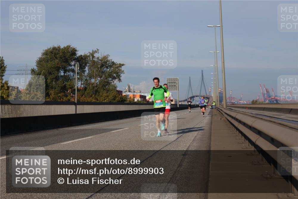 03.10.2025 - Köhlbrandbrückenlauf Luisa Fischer http://msf.ph/oto/8999903 03.10.2025 10:41:33 Position 3  meine-sportfotos.de
