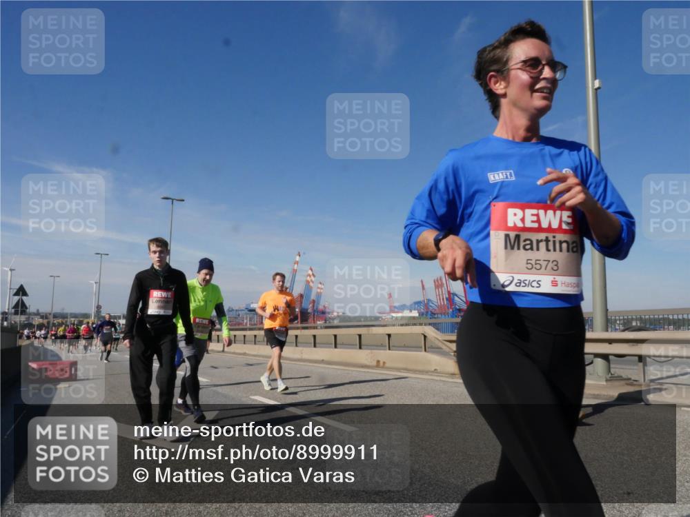 03.10.2025 - Köhlbrandbrückenlauf Matties Gatica Varas http://msf.ph/oto/8999911 03.10.2025 12:52:55 Position 2 5573 meine-sportfotos.de