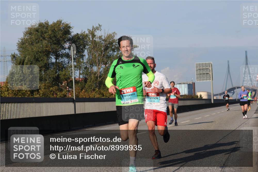 03.10.2025 - Köhlbrandbrückenlauf Luisa Fischer http://msf.ph/oto/8999935 03.10.2025 10:41:35 Position 3 2705, 3618 meine-sportfotos.de