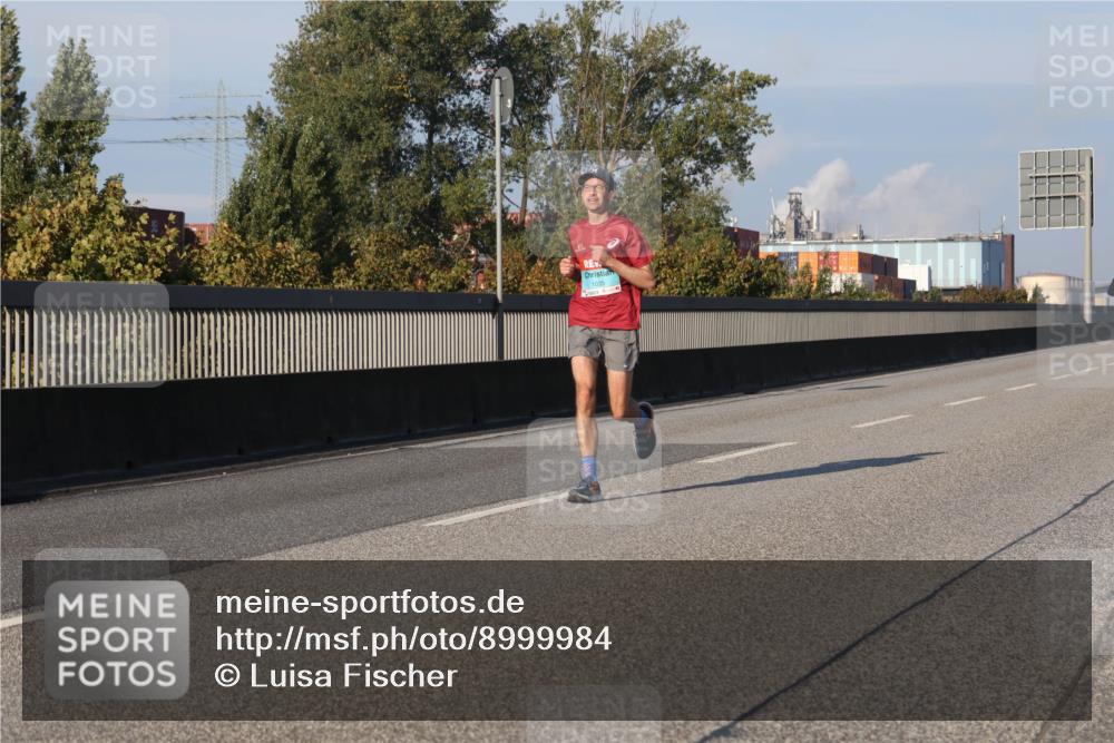 03.10.2025 - Köhlbrandbrückenlauf Luisa Fischer http://msf.ph/oto/8999984 03.10.2025 10:41:38 Position 3 1035 meine-sportfotos.de