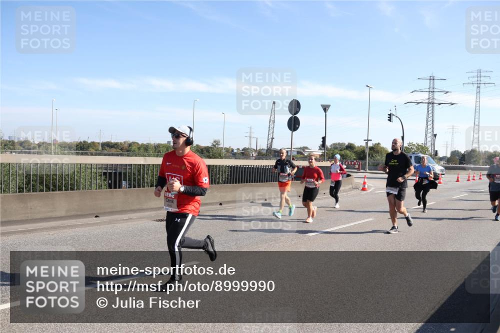 03.10.2025 - Köhlbrandbrückenlauf Julia Fischer http://msf.ph/oto/8999990 03.10.2025 12:14:12 Position 3  meine-sportfotos.de