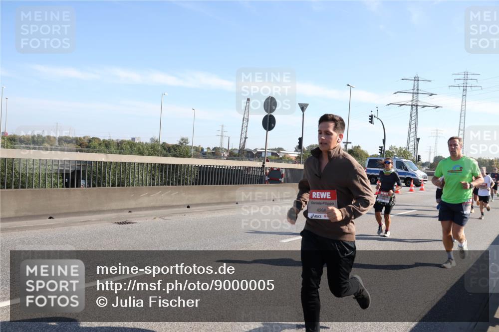 03.10.2025 - Köhlbrandbrückenlauf Julia Fischer http://msf.ph/oto/9000005 03.10.2025 12:14:17 Position 3 4266 meine-sportfotos.de