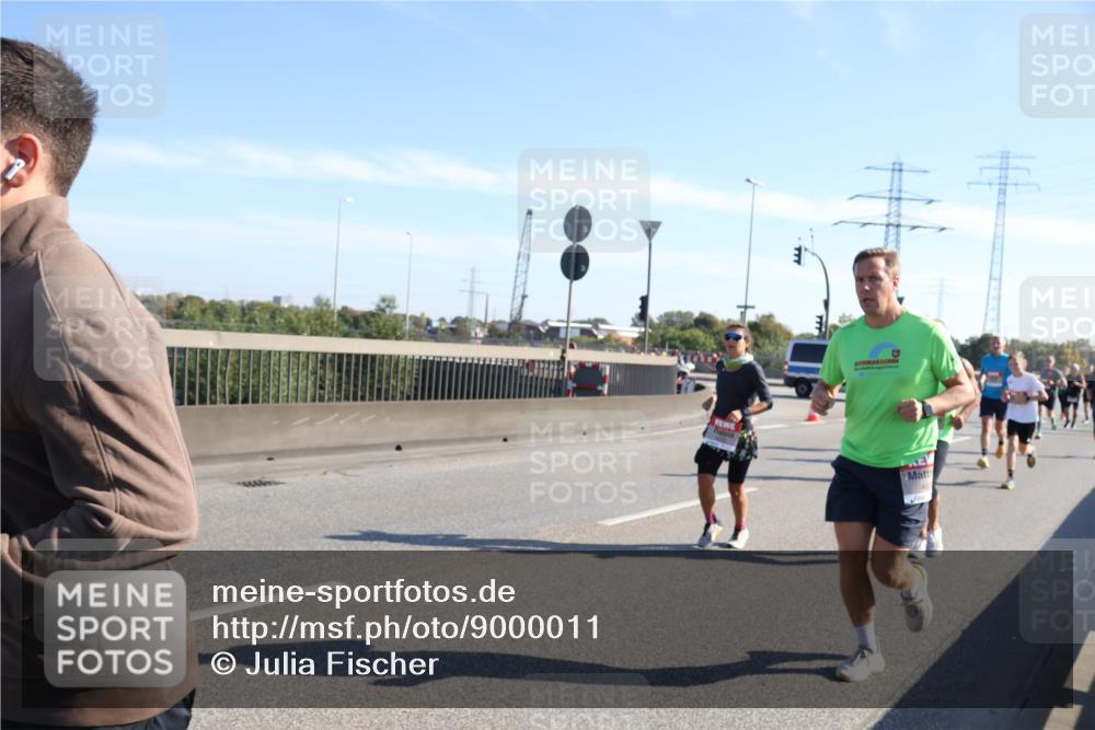 03.10.2025 - Köhlbrandbrückenlauf Julia Fischer http://msf.ph/oto/9000011 03.10.2025 12:14:17 Position 3  meine-sportfotos.de