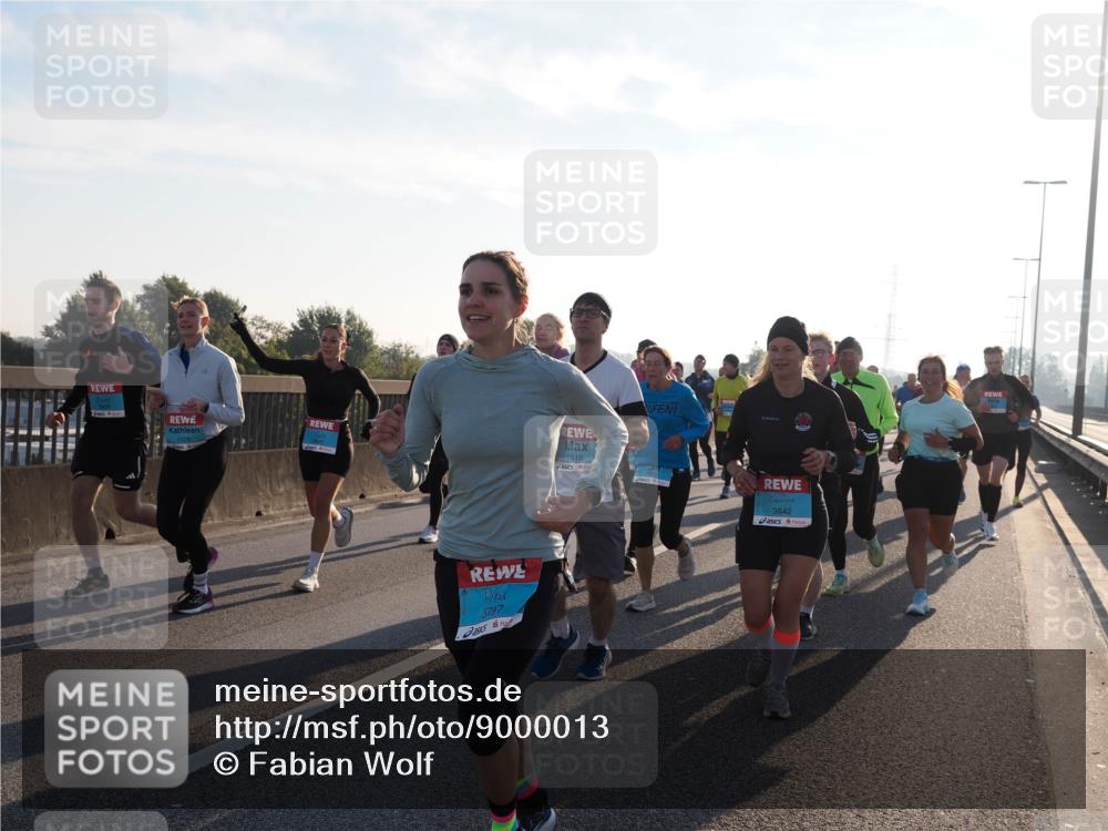 03.10.2025 - Köhlbrandbrückenlauf Fabian Wolf http://msf.ph/oto/9000013 03.10.2025 09:16:59 Position 3 1229, 1516, 3797, 3842 meine-sportfotos.de