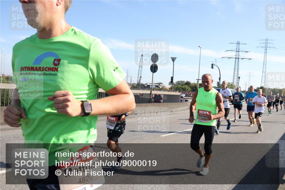 03.10.2025 - Köhlbrandbrückenlauf Julia Fischer http://msf.ph/oto/9000019 03.10.2025 12:14:18 Position 3 4820, 6236, 4127 meine-sportfotos.de