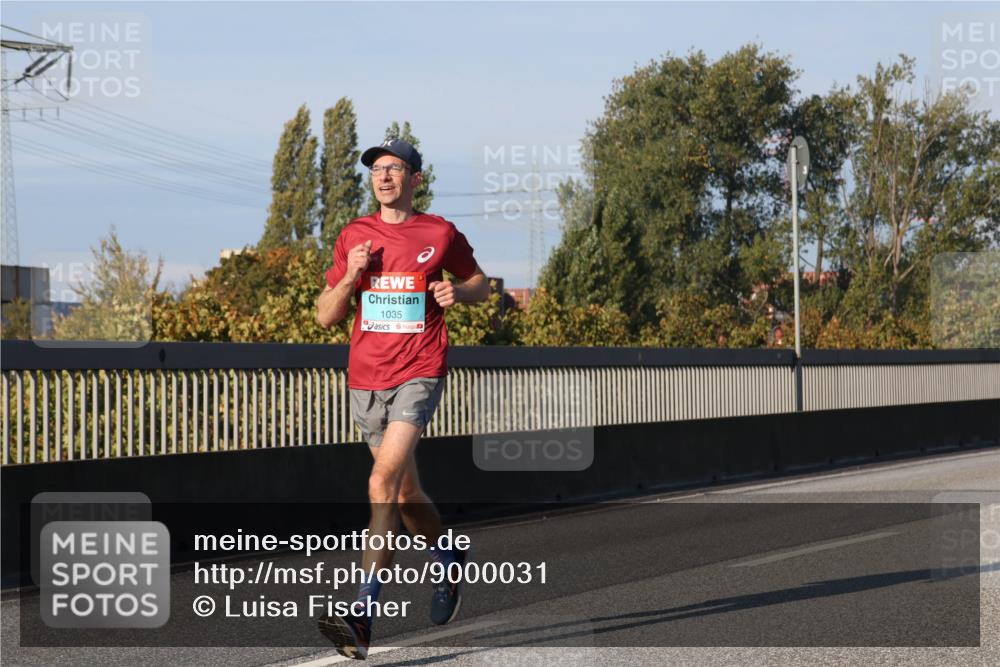 03.10.2025 - Köhlbrandbrückenlauf Luisa Fischer http://msf.ph/oto/9000031 03.10.2025 10:41:39 Position 3 1035 meine-sportfotos.de