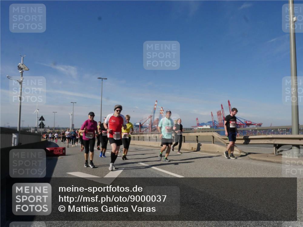 03.10.2025 - Köhlbrandbrückenlauf Matties Gatica Varas http://msf.ph/oto/9000037 03.10.2025 12:53:06 Position 2  meine-sportfotos.de