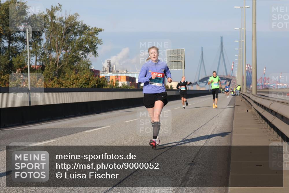 03.10.2025 - Köhlbrandbrückenlauf Luisa Fischer http://msf.ph/oto/9000052 03.10.2025 10:41:40 Position 3 3704 meine-sportfotos.de