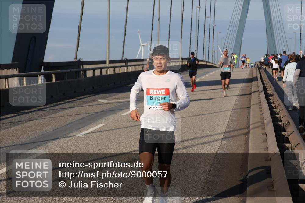 03.10.2025 - Köhlbrandbrückenlauf Julia Fischer http://msf.ph/oto/9000057 03.10.2025 09:33:20 Position 2 2176 meine-sportfotos.de