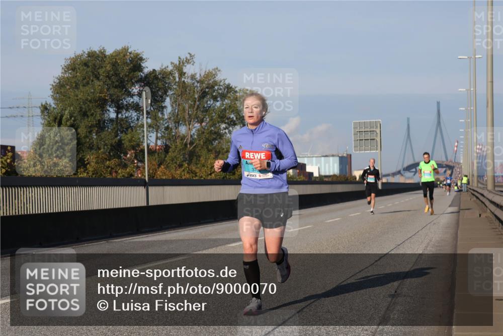 03.10.2025 - Köhlbrandbrückenlauf Luisa Fischer http://msf.ph/oto/9000070 03.10.2025 10:41:41 Position 3 50, 370 meine-sportfotos.de
