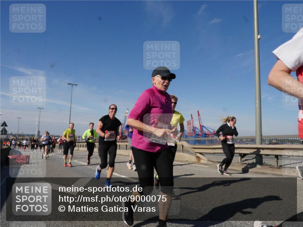 03.10.2025 - Köhlbrandbrückenlauf Matties Gatica Varas http://msf.ph/oto/9000075 03.10.2025 12:53:08 Position 2  meine-sportfotos.de