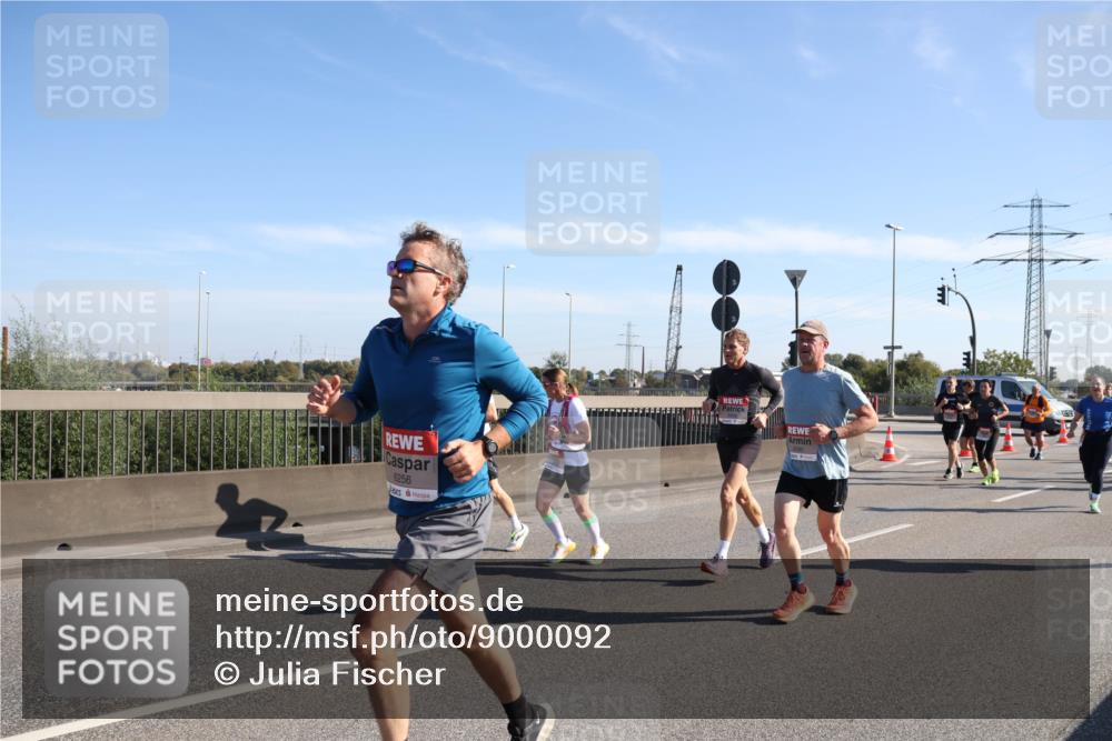 03.10.2025 - Köhlbrandbrückenlauf Julia Fischer http://msf.ph/oto/9000092 03.10.2025 12:14:31 Position 3 6256 meine-sportfotos.de