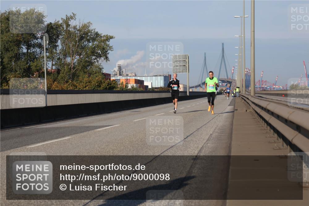 03.10.2025 - Köhlbrandbrückenlauf Luisa Fischer http://msf.ph/oto/9000098 03.10.2025 10:41:43 Position 3  meine-sportfotos.de