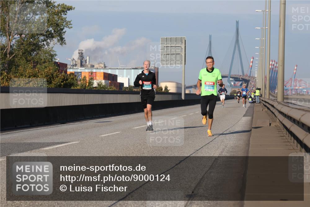 03.10.2025 - Köhlbrandbrückenlauf Luisa Fischer http://msf.ph/oto/9000124 03.10.2025 10:41:44 Position 3 3262 meine-sportfotos.de